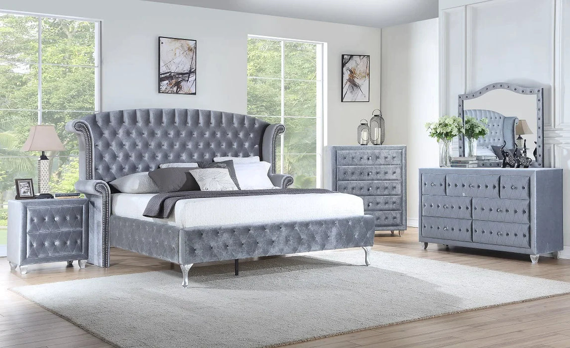 Deanna Gray Queen Bed