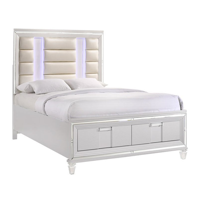 Twenty-Nine White 5 Piece Queen Bedroom Set